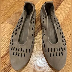Arche Suede Ballet Flats Perforated 40